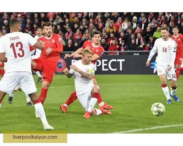 欧洲杯PES经典赛事回顾，突出历史上重要时刻与团队表现